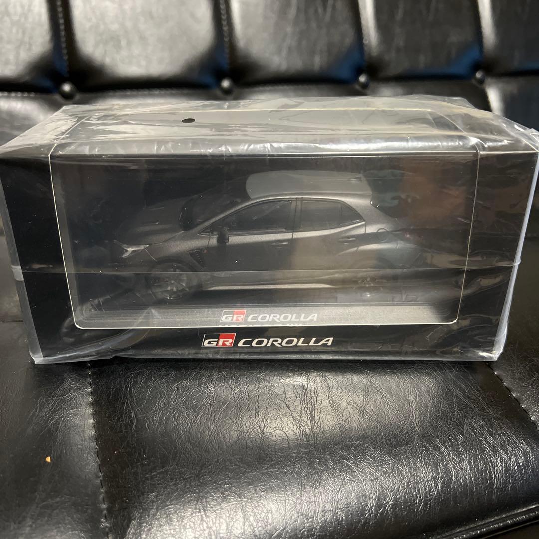 トヨタ GRカローラ ミニカー カラーサンプル マットスティール【非売品】