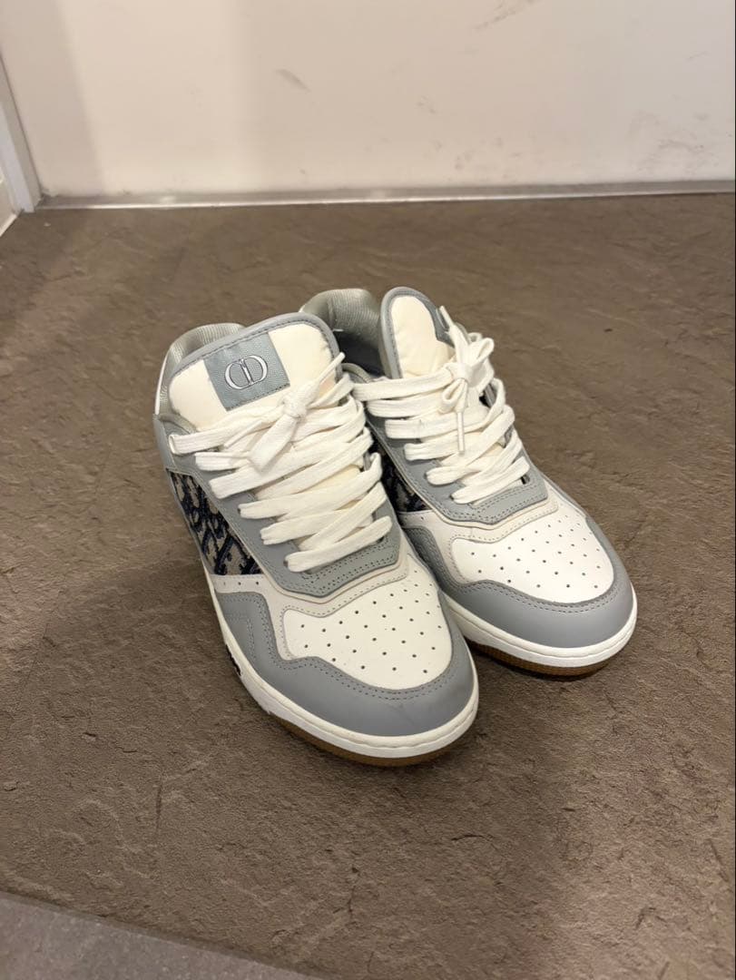 Dior スニーカー グレー/ホワイト　B27 サイズ40