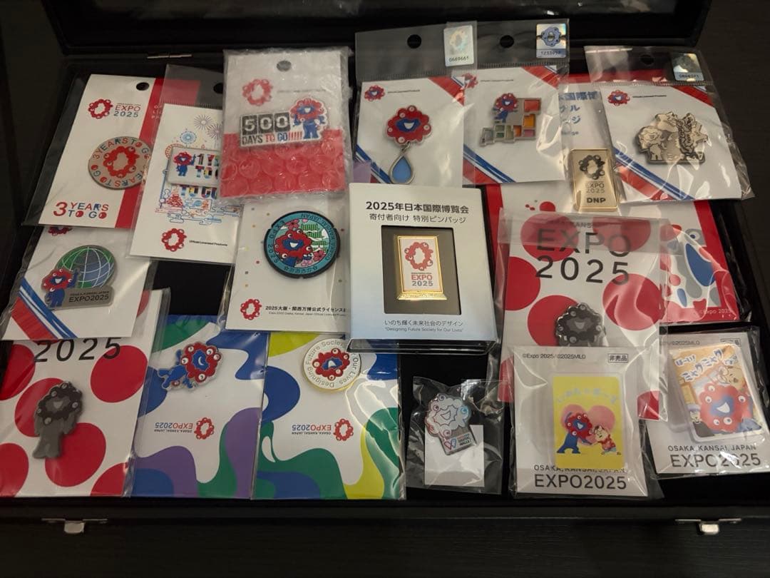 最終値下 EXPO 万博 ミャクミャク ピンバッジ16個セット レア物