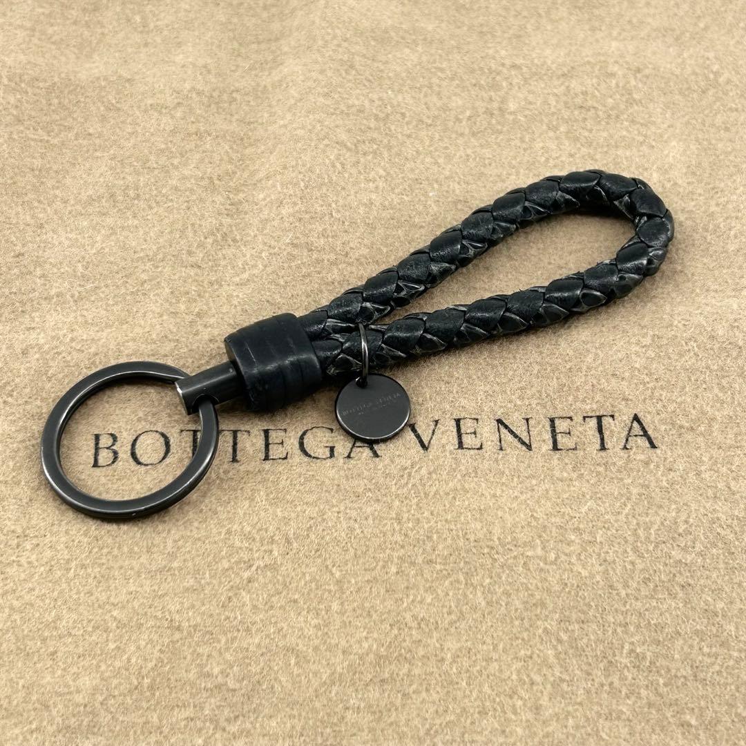 ✨希少✨ボッテガヴェネタ　キーリング　イントレチャート　パイソン　ブラック