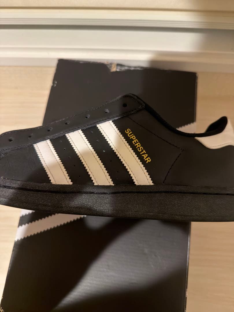 adidas Superstar 紐なし ブラック/ホワイト 27.0cm
