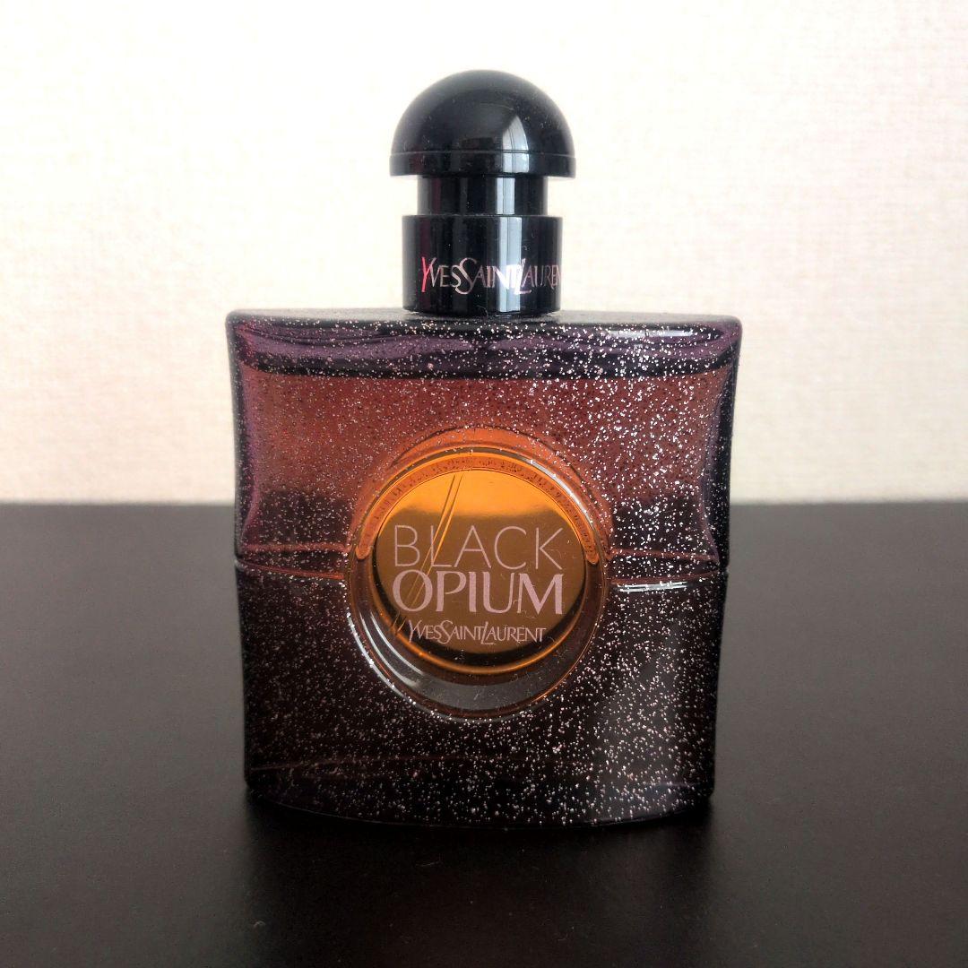 イヴサンローラン　ブラックオピウム　オードトワレ　50ml イヴ・サンローラン ブラック オピウム ル パルファム 50mlが激安