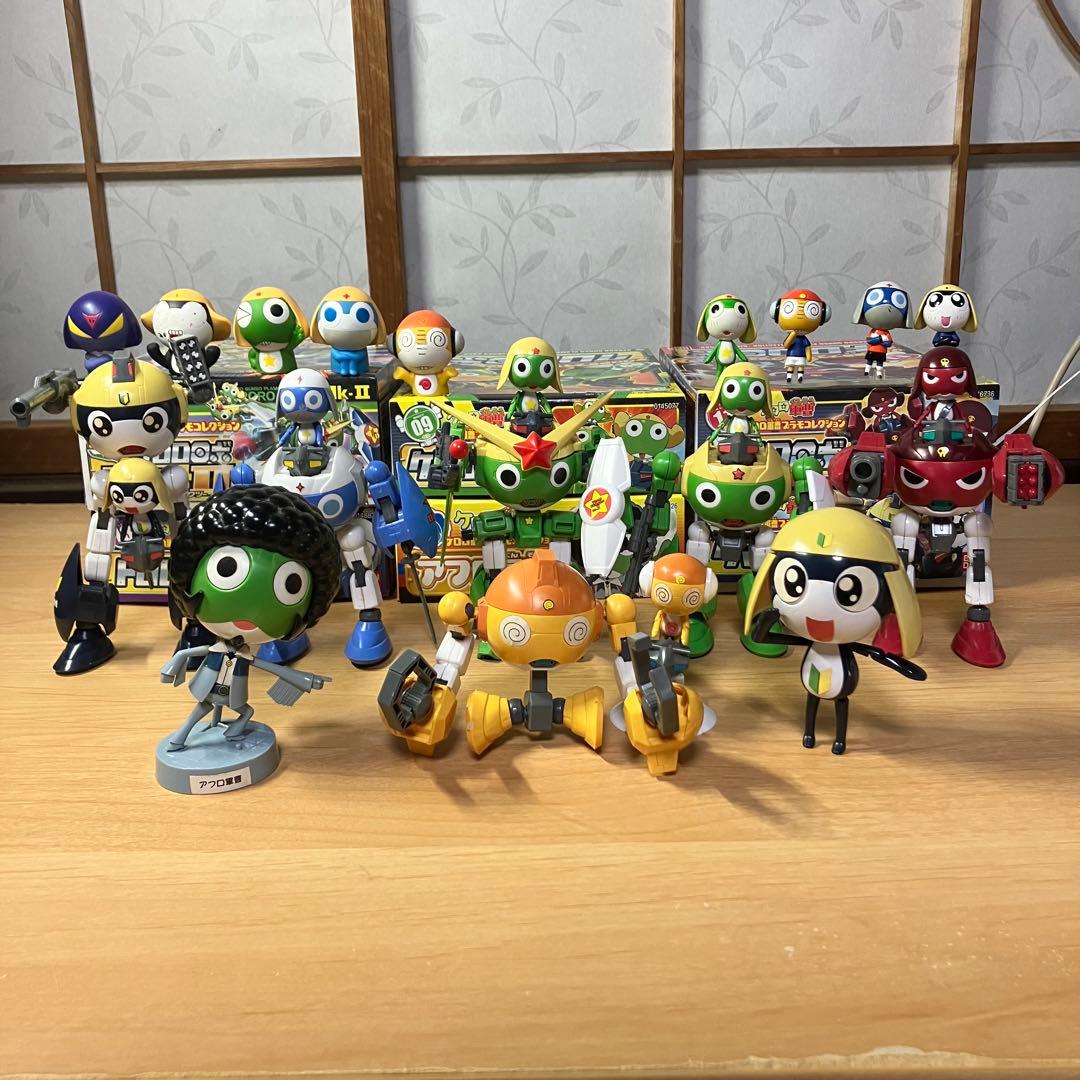 ケロロ軍曹 ガンプラ（8体）、指人形（5体）、フィギュア（4体） 計17