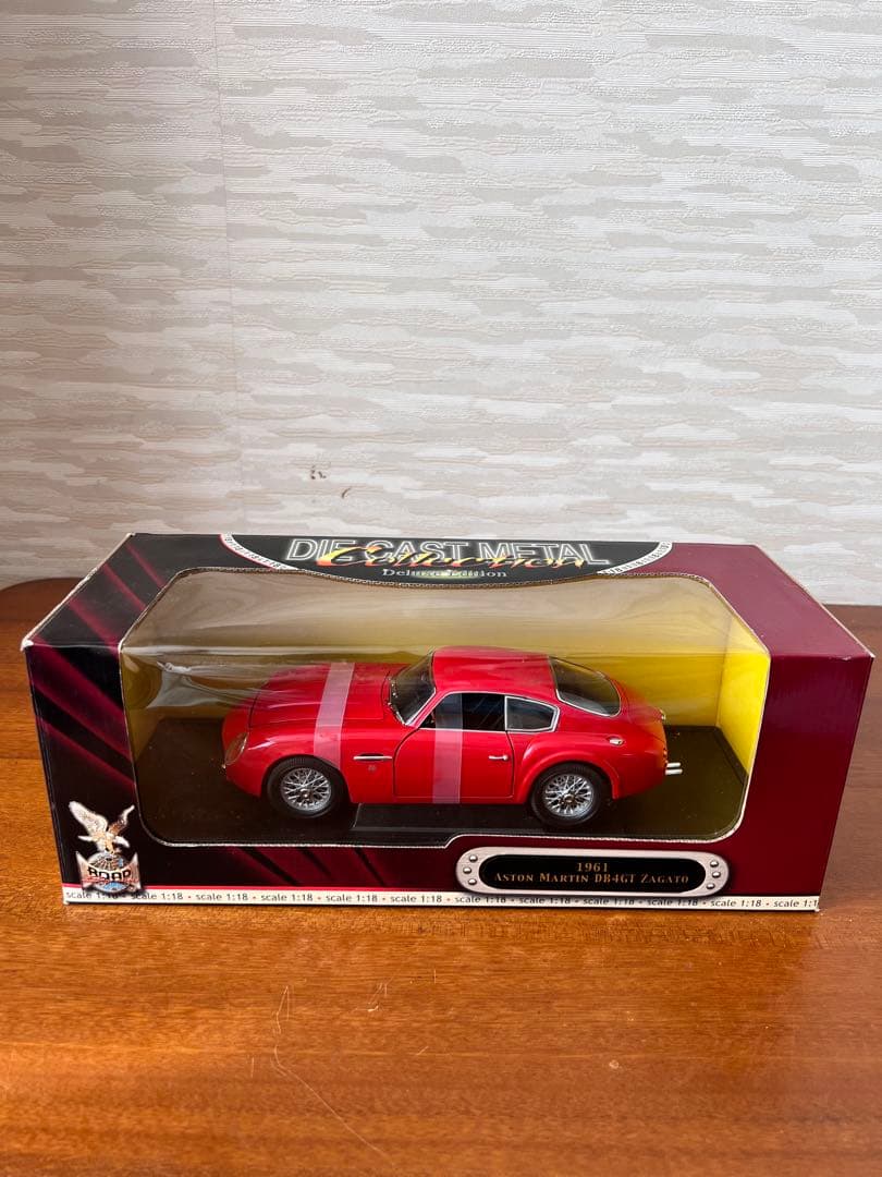 ミニカー1/18 1961 ASTON MARTIN DB4GT No.288