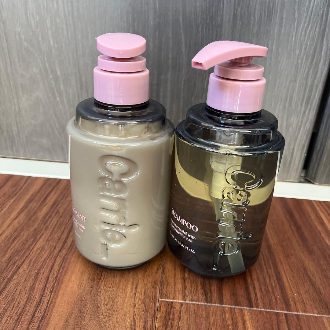 Carrie シャンプー トリートメント 400ml 1度使用　河村真木子 さん