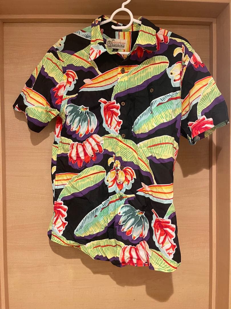 pataloha ブラックバナナ　サイズS 復刻　アロハシャツ 楽天市場】【希少】PATAGONIA【17SS 復刻 / ブラックバナナ アロハ