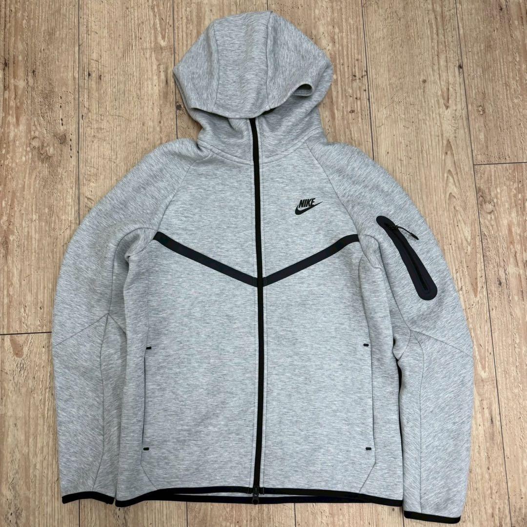 Nike ナイキ 赤タグ 旧テックフリース S グレー - メルカリ