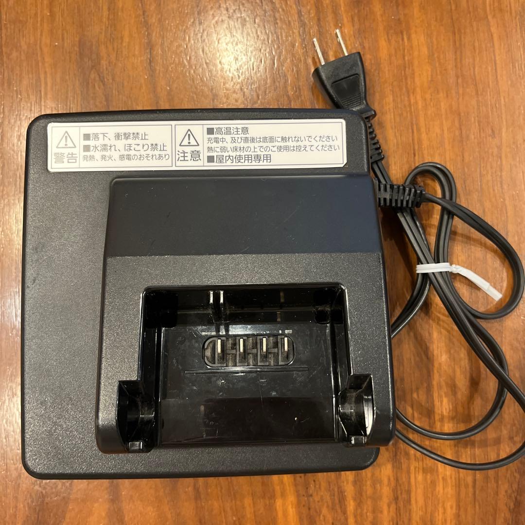 Panasonic NKJ075Z1 電動自転車用充電器 Amazon.co.jp: Panasonic パナソニック 電動自転車用充電器 NKJ075Z