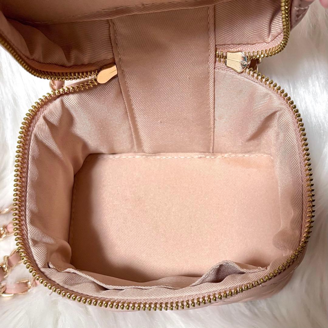 Darich ダーリッチ キルティングスクエアミニバッグ ゴールド金具