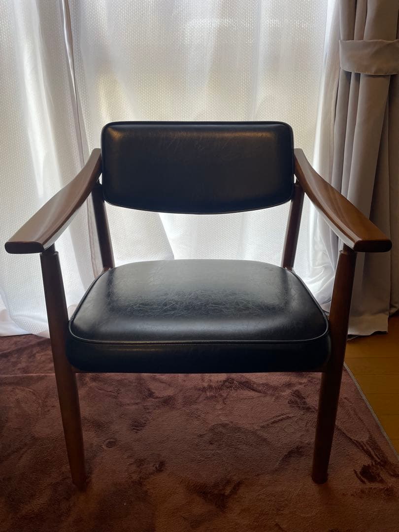 Dチェア　カリモク60　スタンダードブラック カリモク60【正規販売店】 Dチェア スタンダードブラック | 北欧家具