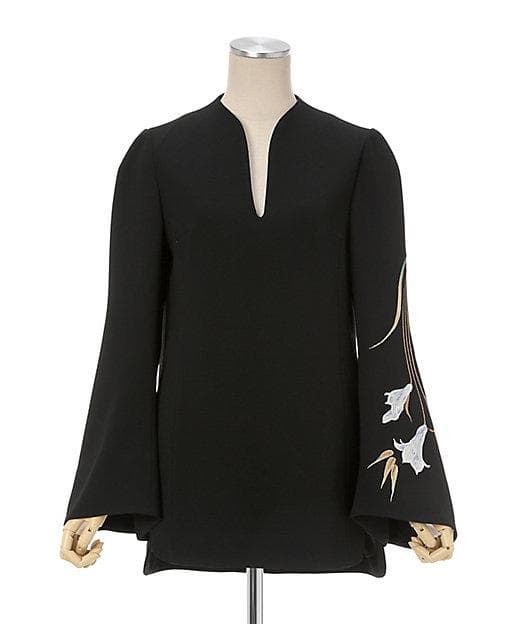 新品未使用〉サイズ1 Mame Kurogouchi 百合刺繍ブラウス - メルカリ