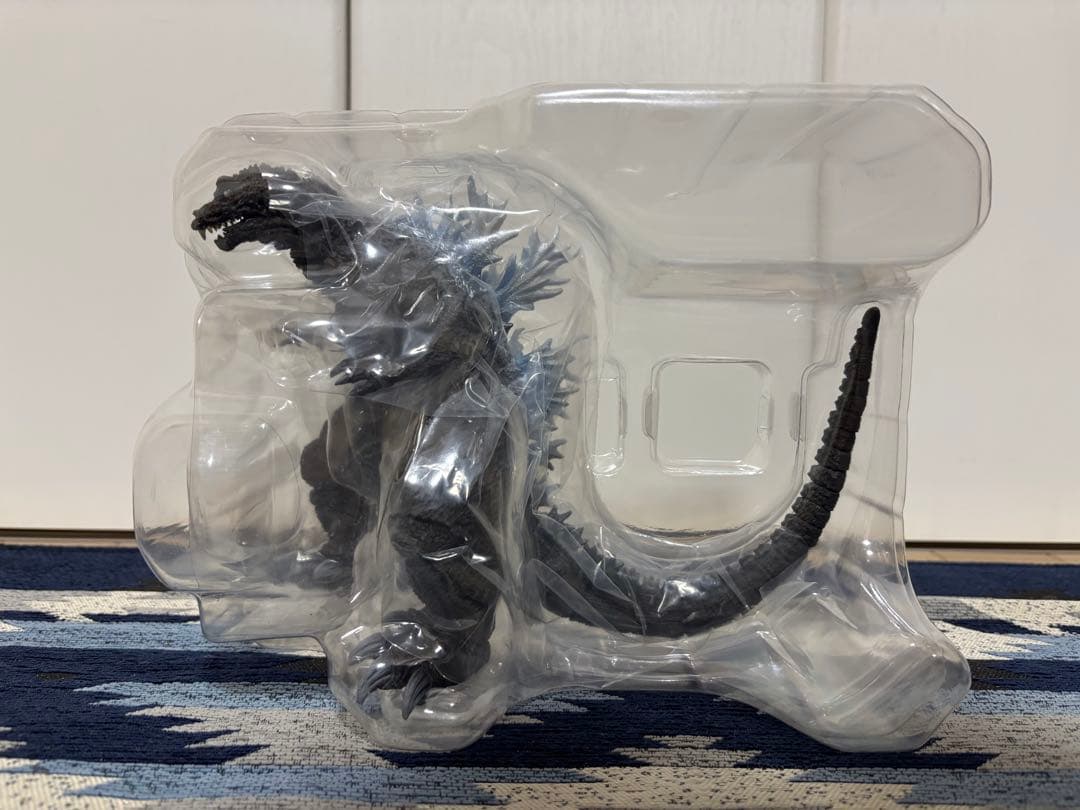 S.H.MonsterArts ゴジラ(2001)熱線放射カラー