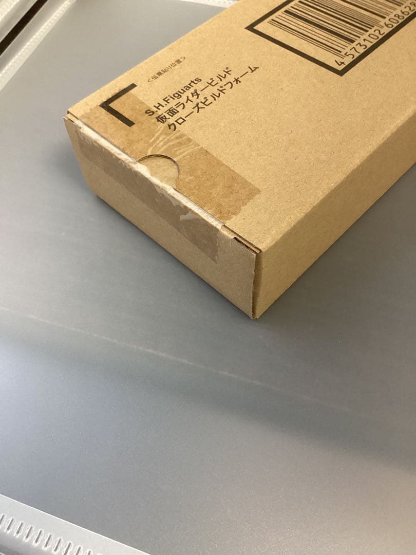 S.H.Figuarts 仮面ライダー ビルド クローズビルドフォーム