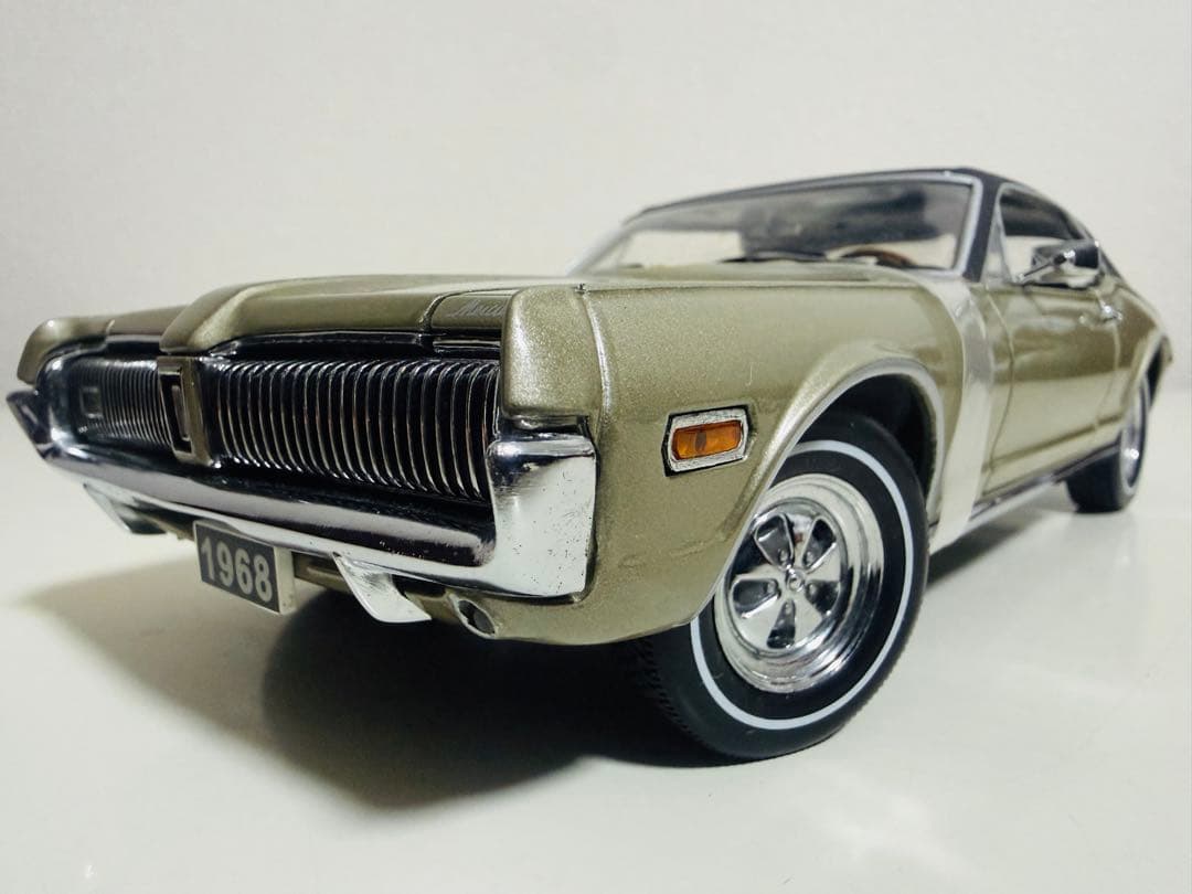 SS/'68 Mercuryマーキュリー Cougerクーガー XR7 1/18