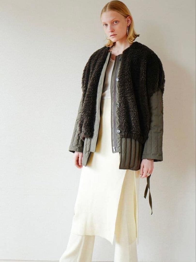 CLANE BOA VEST LAYERED DOWNCOAT - KHIKI - メルカリ