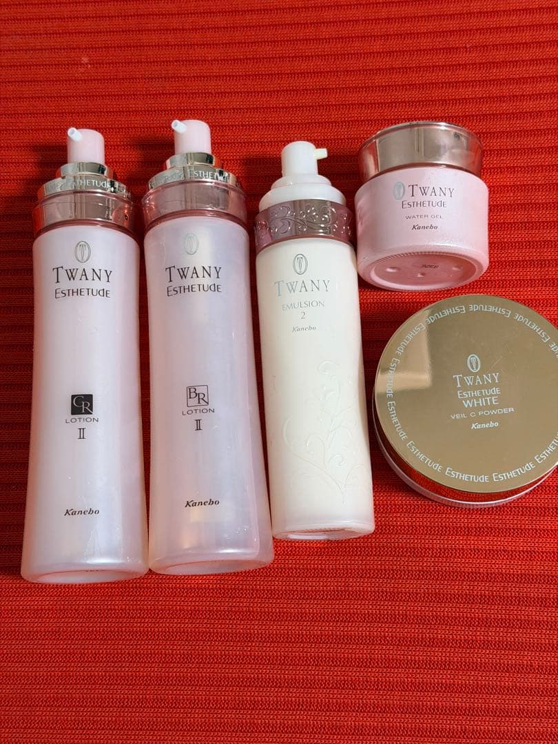 カネボウ トワニー5点セット　Kanebo Twany esthetude