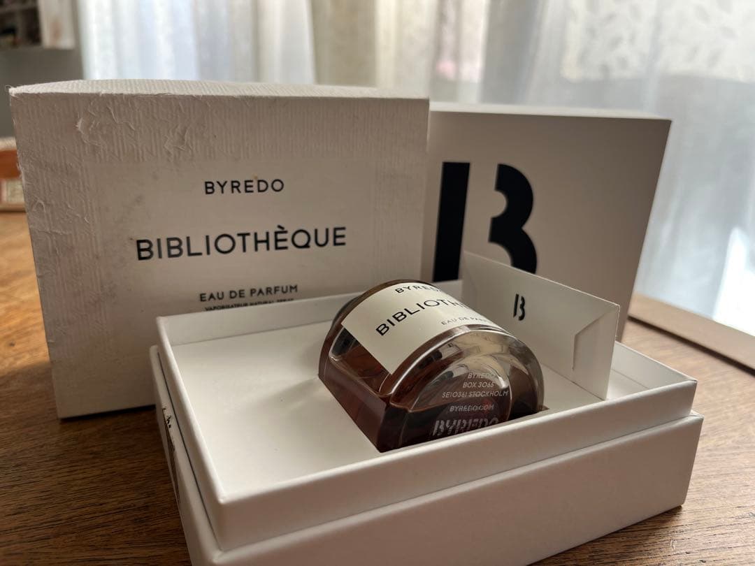 BYREDO BIBLIOTHÈQUE ビブリオテーク　正規品 50ml Amazon | BYREDO（バイレード） 国内正規品 オードパルファム ビブリオ