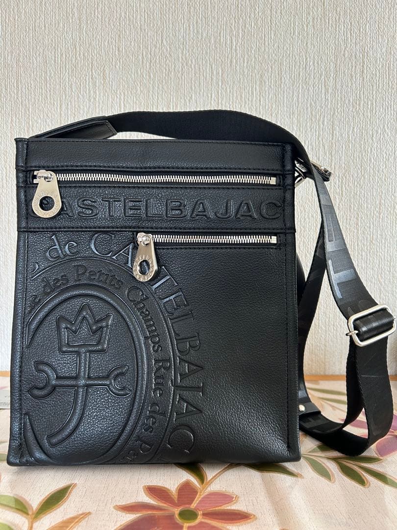 CASTELBAJAC 黒 レザー メッセンジャーバッグ