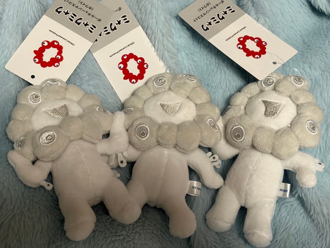 白ミャクミャク ボールチェーンマスコットA B C 白ミャクミャク ボールチェーンマスコットABC 3点セット - メルカリ