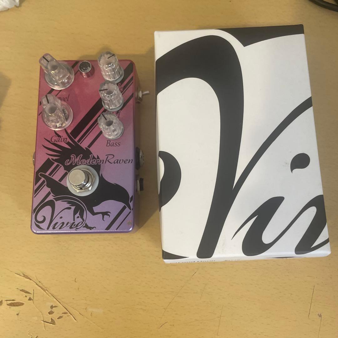 Vivie Modern Raven ギターエフェクター