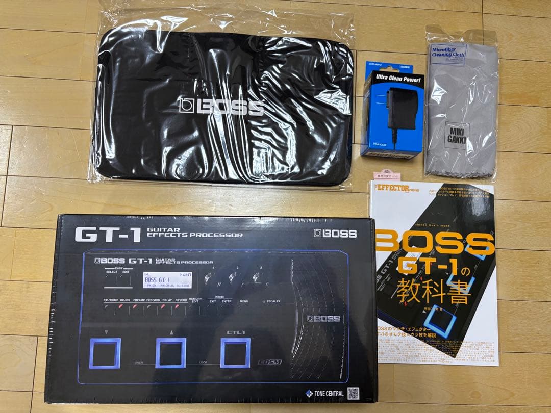 BOSS GT-1 + 純正アダプター + 教科書 +スリーブケース+クロス