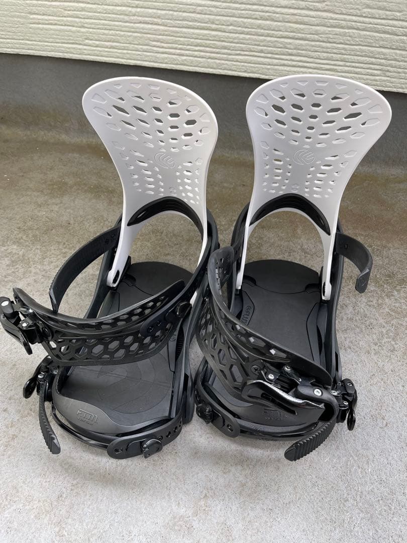 FLUX PR スノーボードビンディング ブラック/ホワイト pr スノーボードビンディング フラックス」の人気商品一覧 | 安い商品