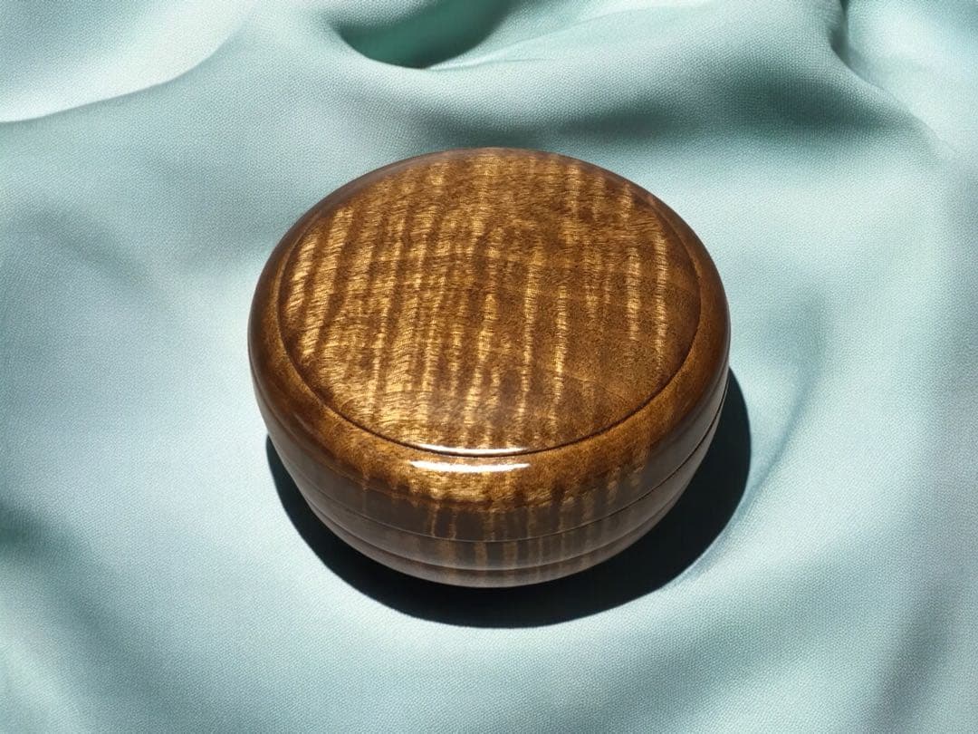 楓ハードメイプル虎斑杢 楓 ハードメイプル蘇芳染めミニ食蘢 小物入れ