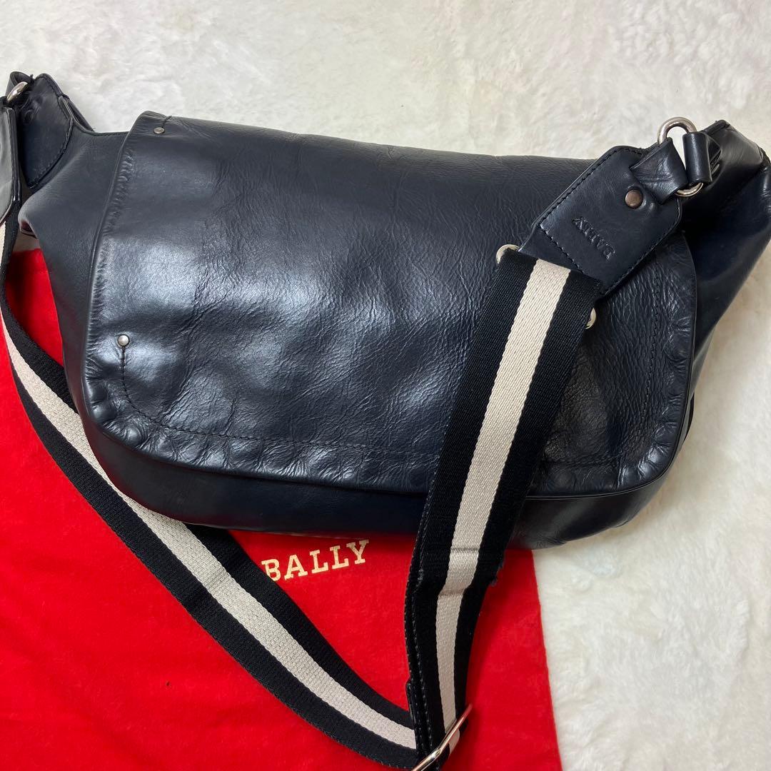 バリー トレインスポッティング 本革 レザー メッセンジャーバッグ ブラック BALLY TADELLA / バリー フラップ式 TRAINSPOTTING トレイン