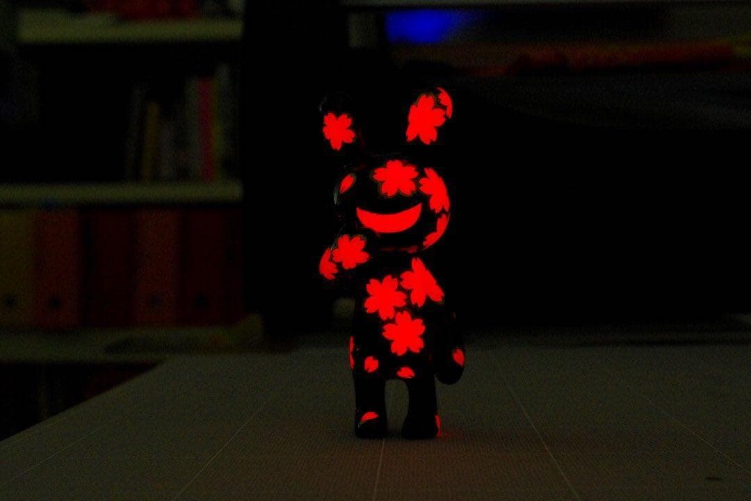 新品 赤蓄光　BLACK RABBiT 立ちver 夜桜　ブラックラビット □BLACK RABBiT 紅桜 - BLACKRABBiT WEB SHOP