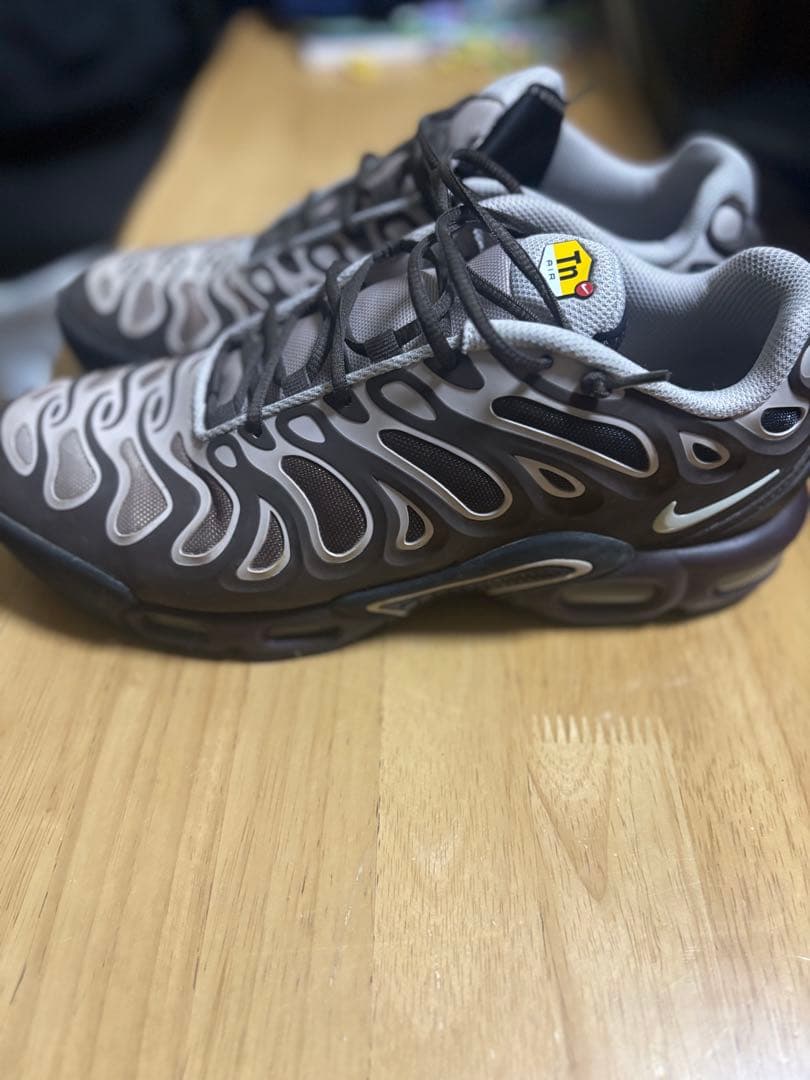 靴 Nike air max plus drift
