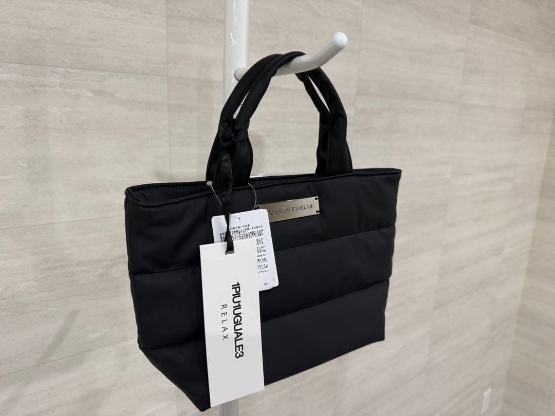 1PIU1UGUALE3 RELAXシルバーロゴプレートミニトートバッグ