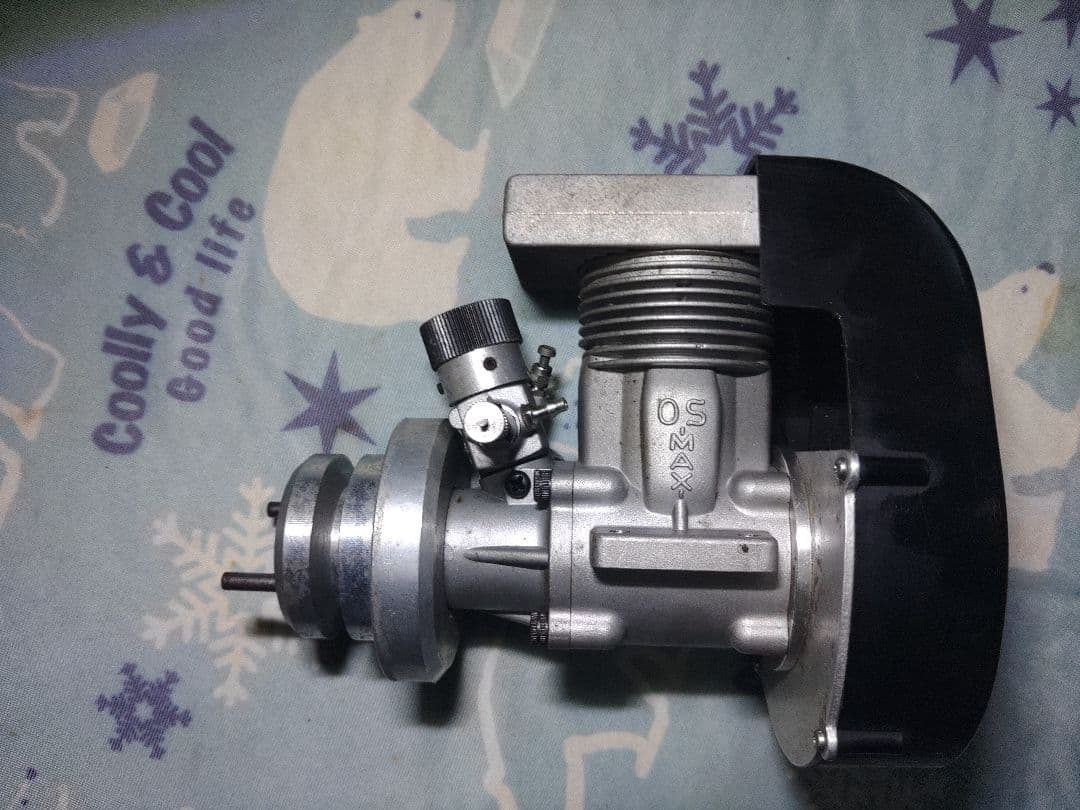 OSエンジン キャブレター付き