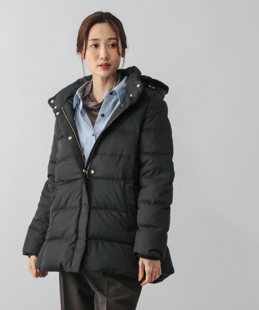 ウツクシルエット撥水ダウンコートMサイズ