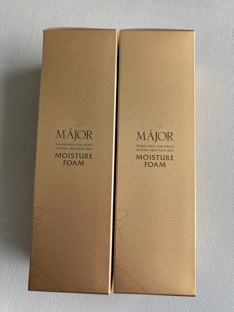 【送料無料】マジョール　モイスチュアフォーム二つセット