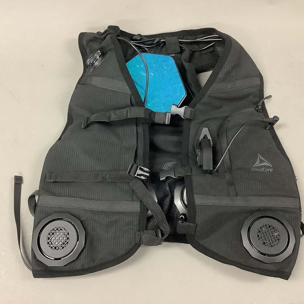 ワークマン WindCore ペルチェベストPRO 冷暖房服 WZ-5 - メルカリ