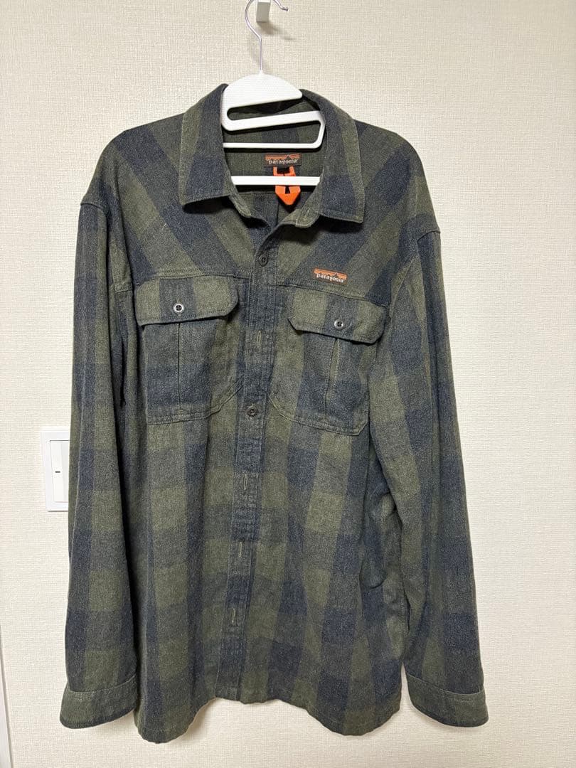 極美品 XL パタゴニア メンズ・ファリアーズ・シャツ 53320_CGNC.jpg?sw=1400&sh=1400