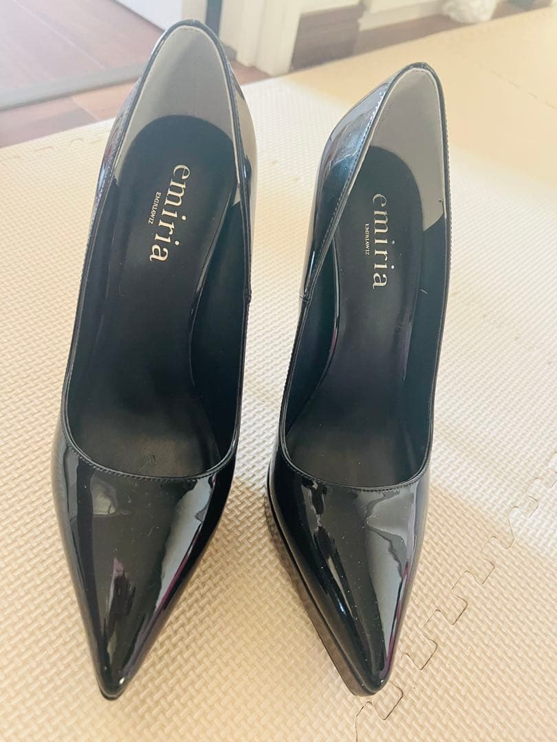 emiriawiz パンプス