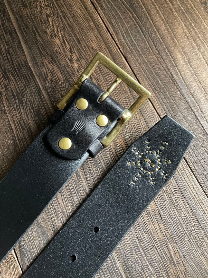 ディッキーズ874専用スタッズベルト 真鍮 ミッスーリ HTC CALEE - メルカリ