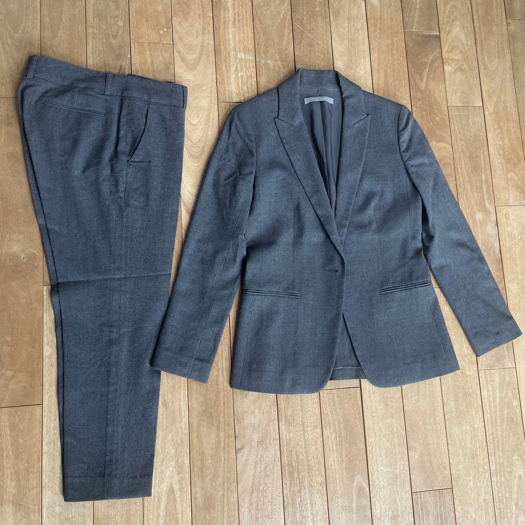 セオリーリュクス　グレー　パンツスーツ上下 サイズ038