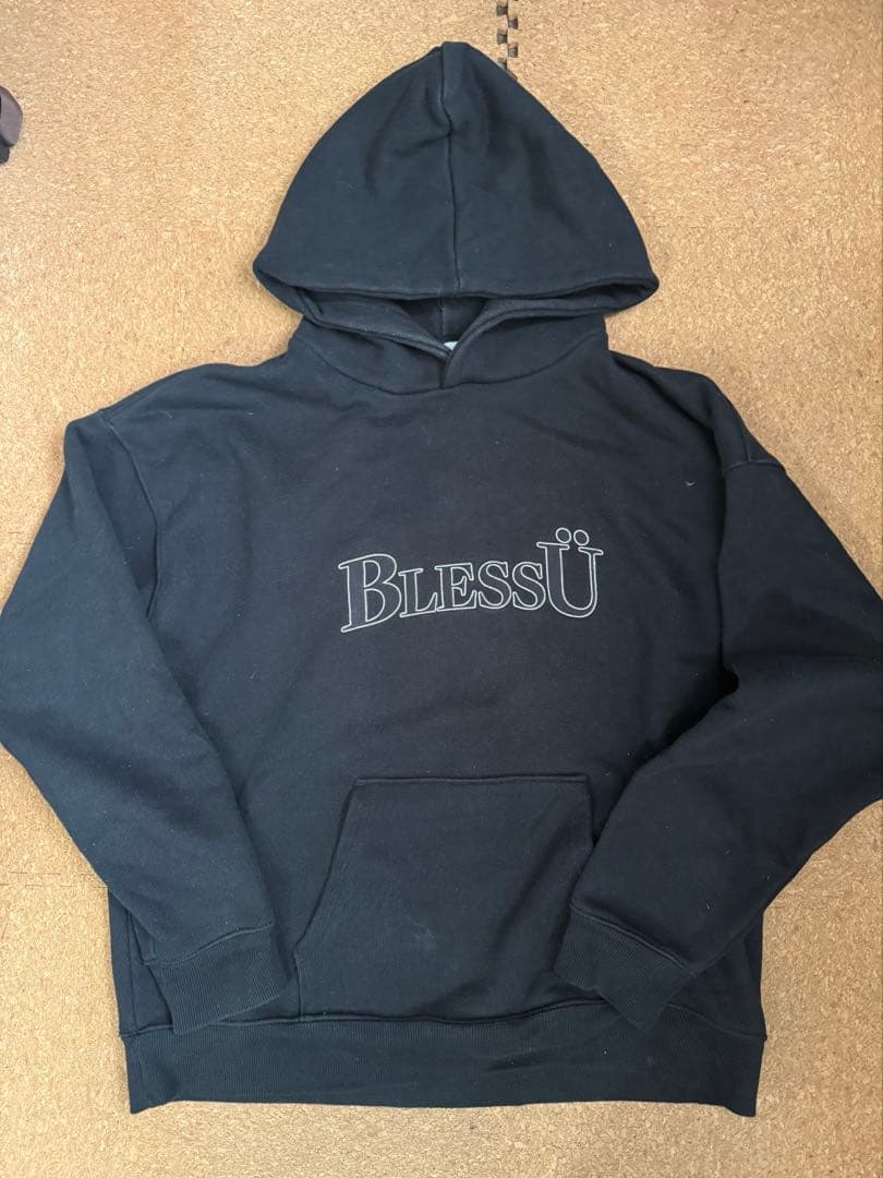 BlessU ブレスユー　ブラック パーカー Lサイズ