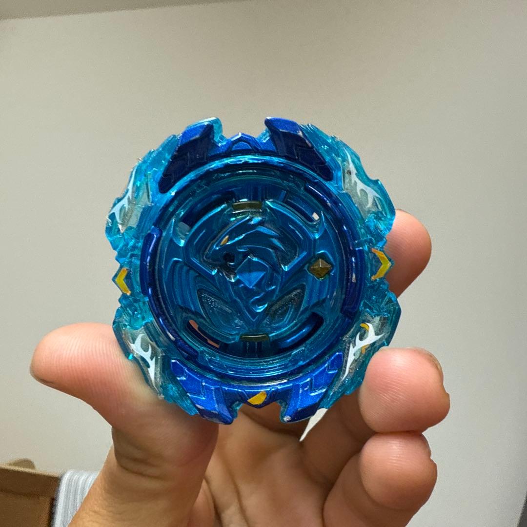 ベイブレード　リヴァイブフェニックス　321個限定