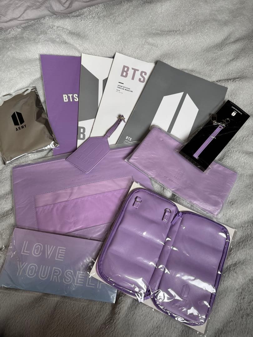 BTS グッズ まとめ売り BTS グッズ まとめ売り - メルカリ