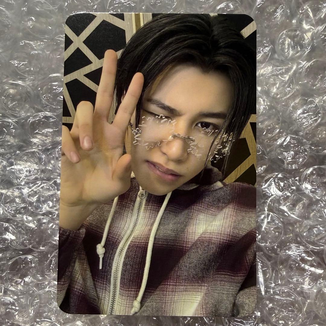 LNGSHOT soundwave対面サイン会 特典 メガネトレカ ルイ - メルカリ