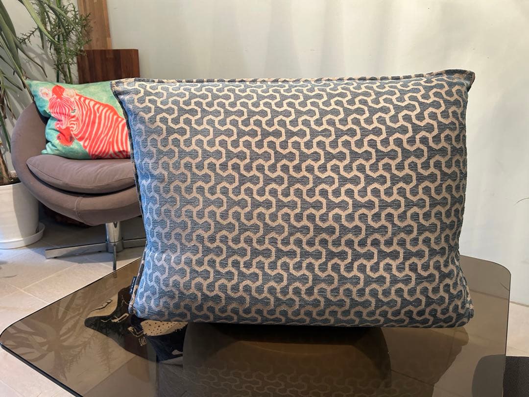 リーンロゼ ligne roset ロゼプラド ソファー用 背クッション. ！