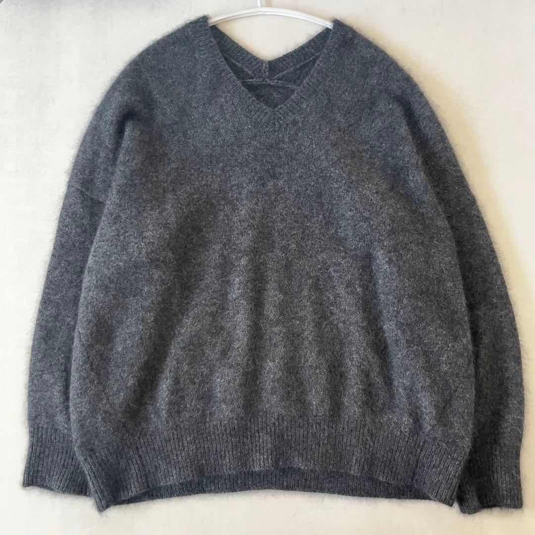 Whim Gazette ウィムガゼット ファーVネックプルオーバー