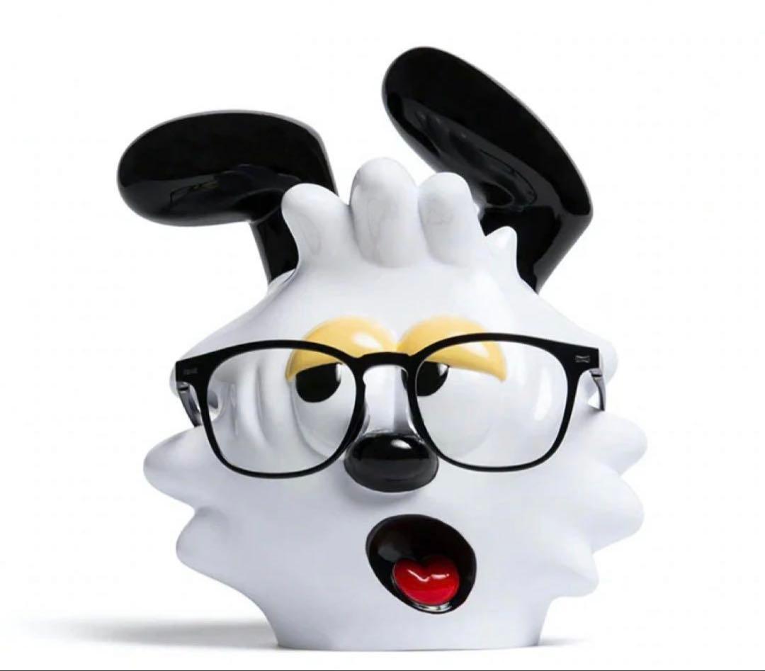 VERDY フィギュア　アイウェアスタンド