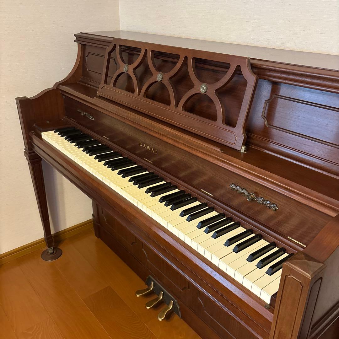R.7年11月調律・整調済】 KAWAI ピアノKL-62WI 椅子他付属品
