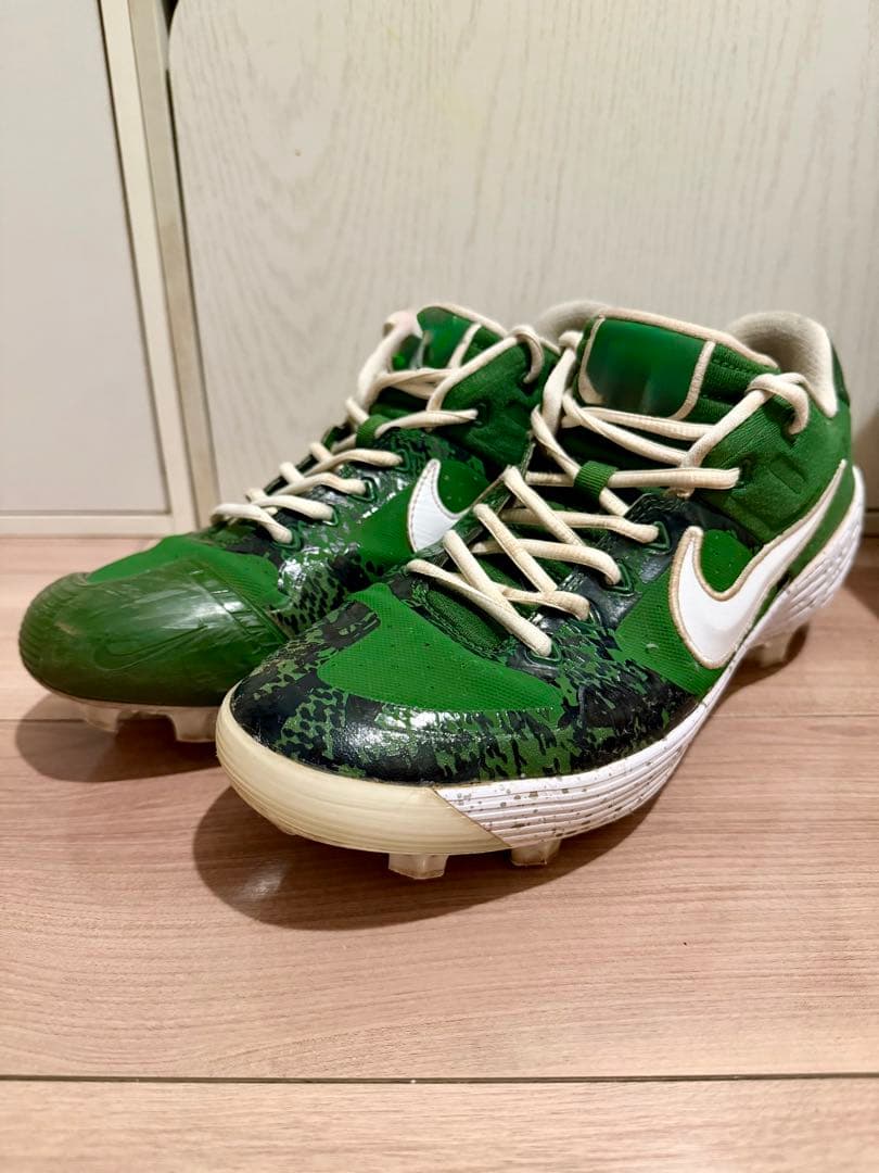 NIKE アルファ ハラチ エリート 3 LOW