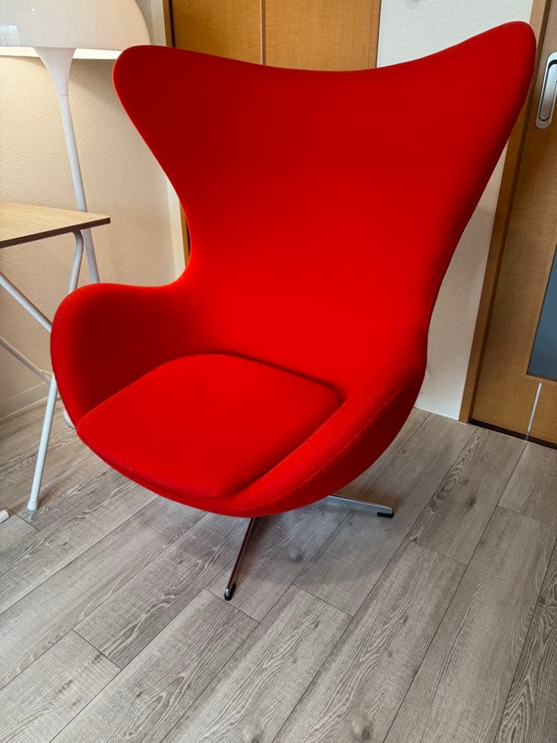 エッグチェアリプロダクト