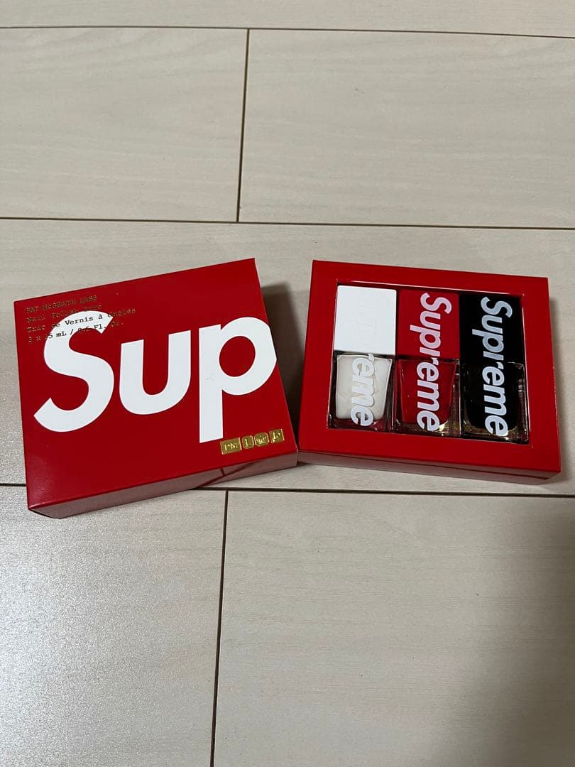 ［新品・未使用品］Supreme x Pat McGrath ネイルポリッシュ